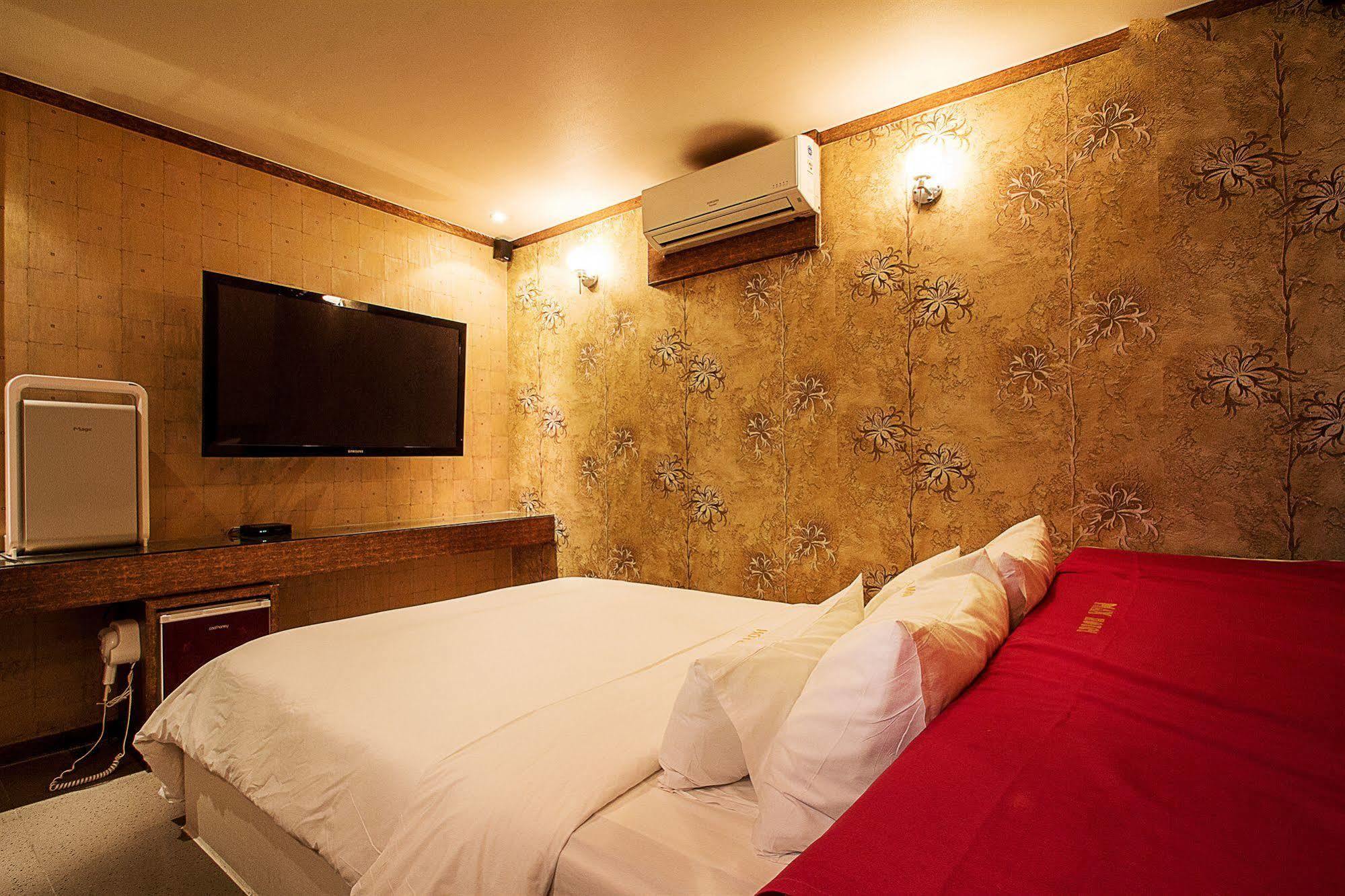 Max Hotel แทจ็อน ภายนอก รูปภาพ